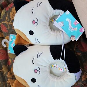 Squishmallows Calico Cat Slippers - Black, White, and Tan